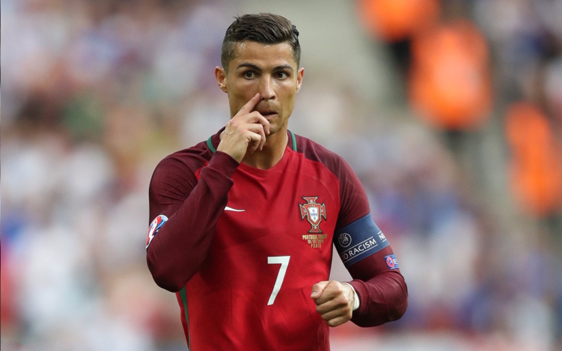 青少年赛事吸引大量家长关注体育素养成为家庭教育新焦点,实施青少年体育活动促进计划培育青少年体育爱好